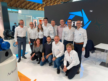 FPZ-fair-staff-mob